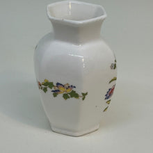 Load image into Gallery viewer, Vintage Collectable Aynsley Cottage Garden BUD VASE Fine English Bone China 3.25"