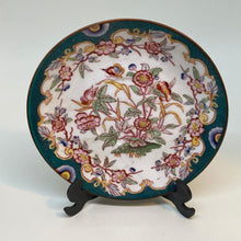 Load image into Gallery viewer, Small Antique French SARRAGUEMINES Tea Cups (Green)