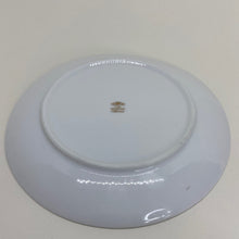 Load image into Gallery viewer, MOTHER'S DAY GIFT Decorative Collectors Plate LEONARDO Collection 8"