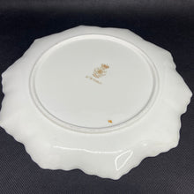Load image into Gallery viewer, Antique DOULTON Burslem Warwick Castle COLLECTORS PLATE 8"