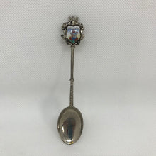 Load image into Gallery viewer, Silver plated collectable souvenir spoons - World