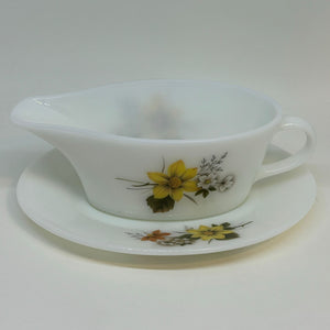 PYREX JAJ Autumn Glory SAUCE GRAVY BOAT and STAND