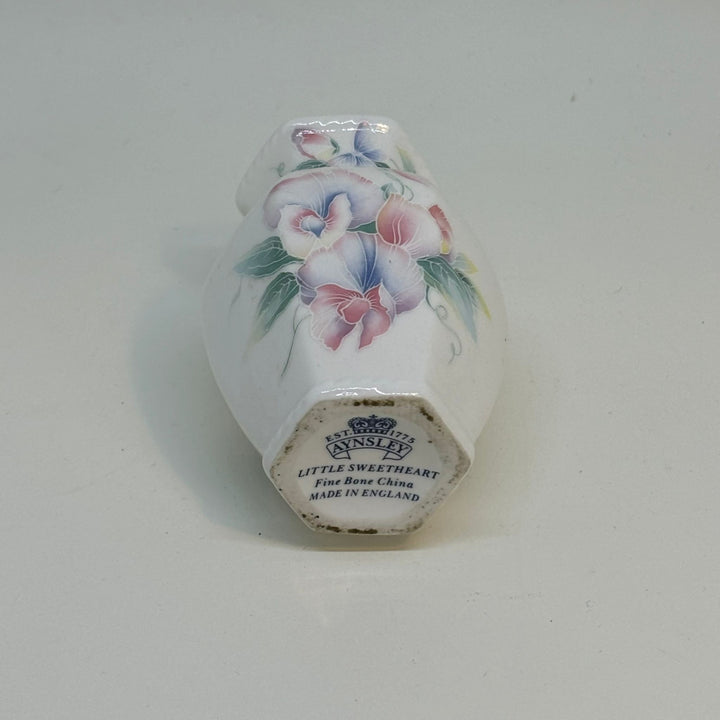 Vintage Aynsley Little Sweetheart BUD VASE 3.25"