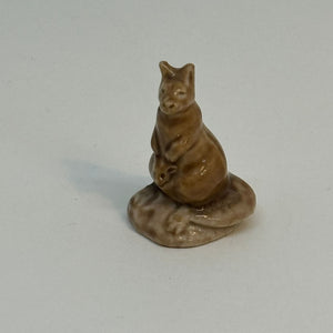 Vintage WADE WHIMSIES Kangaroo FIGURINE