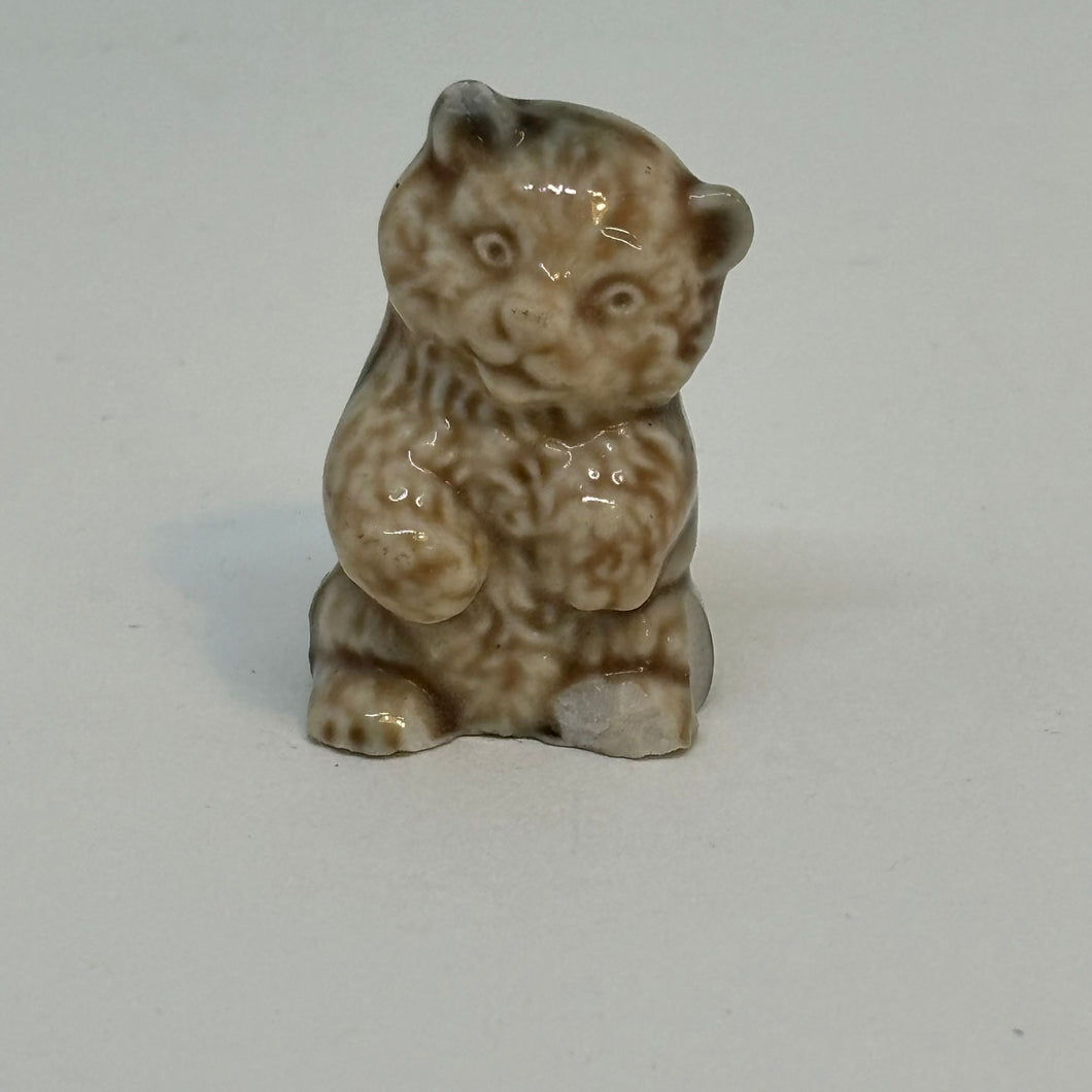 Vintage WADE WHIMSIES Bear Cub FIGURINE