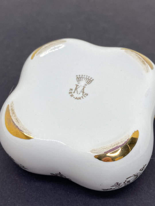 Vintage Bavarian Italian K.A. Ker Artis Pastoral Courting Lovers Trinket Box