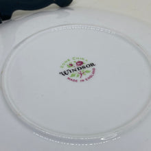 Load image into Gallery viewer, Vintage Bone China Autumn Leaves/Flowers Windsor Tea Plate 6.75"