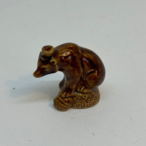 Vintage WADE WHIMSIES Brown Bear FIGURINE