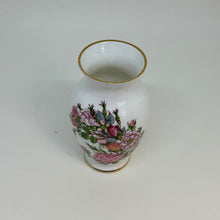 Load image into Gallery viewer, Vintage Collectable Aynsley Rose Garden BUD VASE Fine Bone China 3.25&quot;