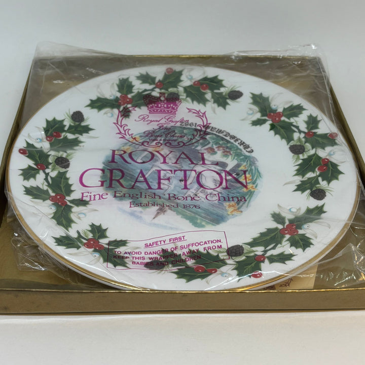 ROYAL GRAFTON Twelve Days of Christmas Plate, Seven Swans A’Swanning