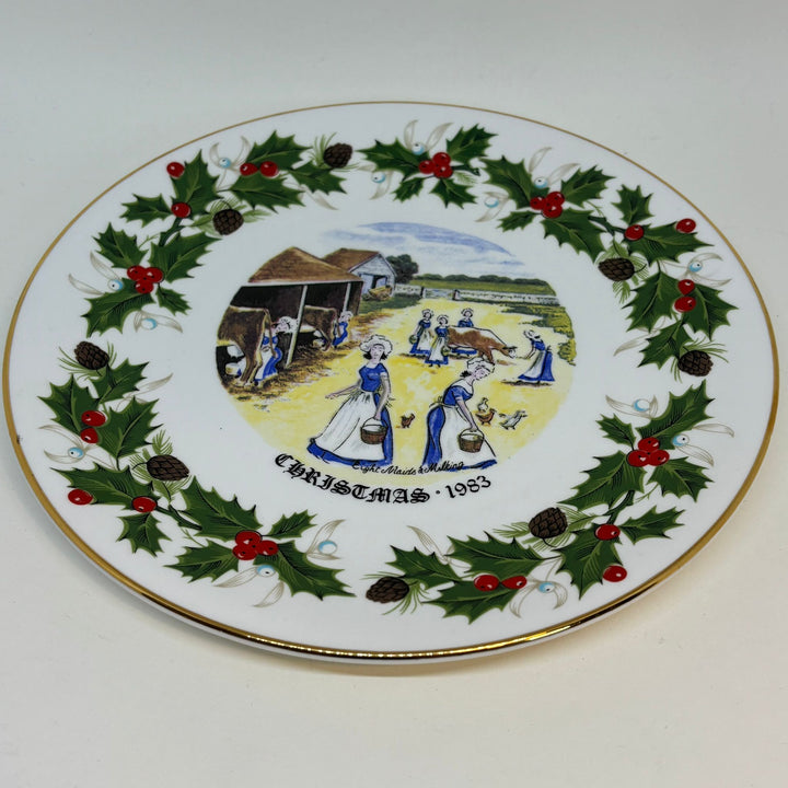 ROYAL GRAFTON Twelve Days of Christmas Plate, Eight Maids A'Milking