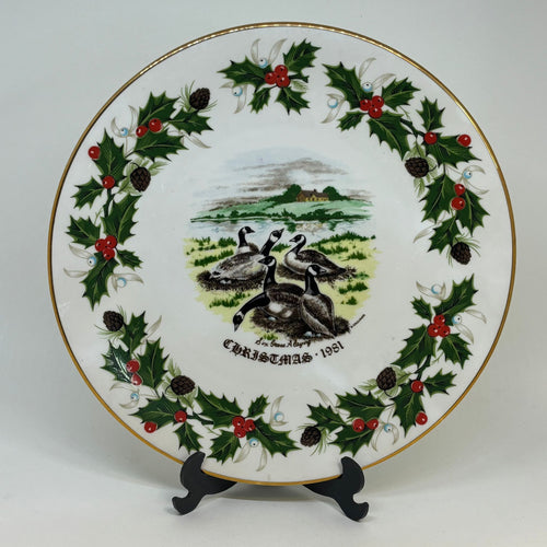 ROYAL GRAFTON Twelve Days of Christmas Plate, Six Geese A'Laying