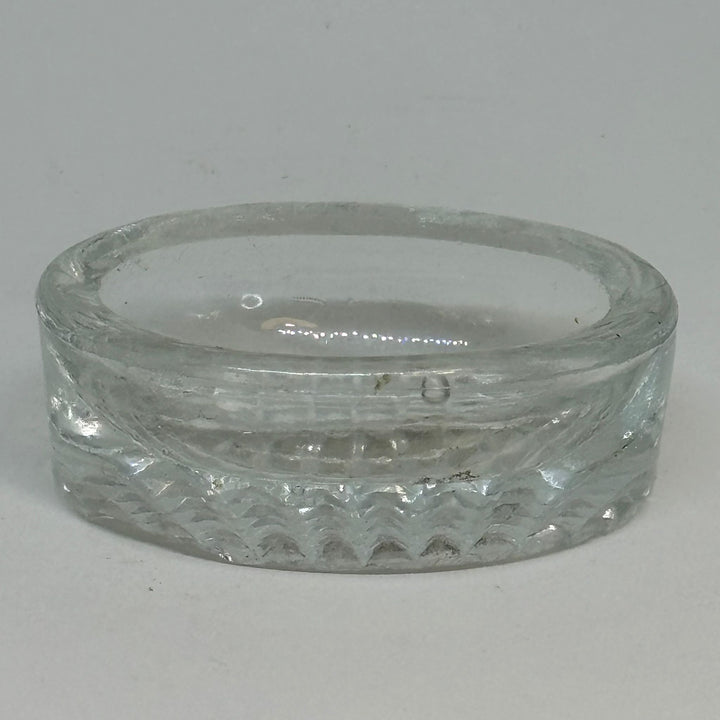 Vintage Oval Optical Illusion Salter