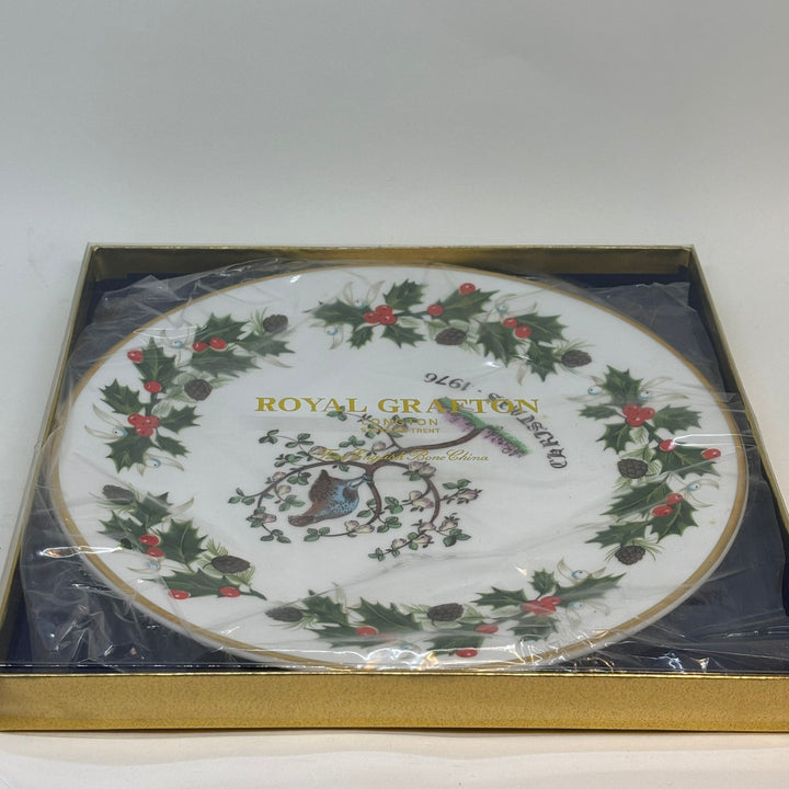 ROYAL GRAFTON Twelve Days of Christmas Plate, A Partridge in a Pear Tree