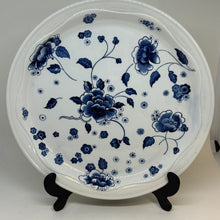 Load image into Gallery viewer, Vintage POOLE POTTERY Blue Sprays Plate