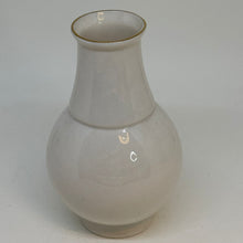 Load image into Gallery viewer, WH Goss China CRESTED WARE Miniature VASE Souvenir of CIRENCESTER