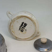 Load image into Gallery viewer, Vintage Insulated Lidded Sugar Bowl