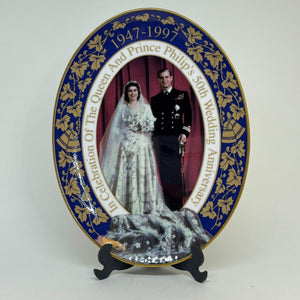 Queen Elizabeth II Golden Wedding Anniversary Commemorative Plate