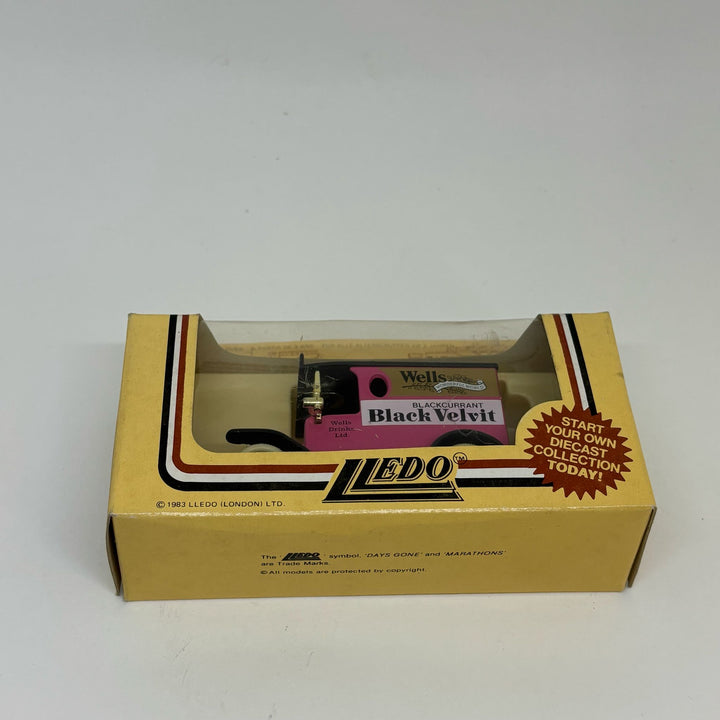 Lledo Model of Days Gone 1983 Wells Black Velvit Van