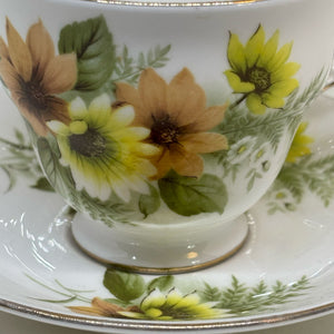 ROYAL VALE Vintage Bone China TEA CUP SET TRIO, Pattern #8622