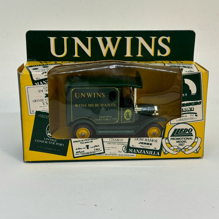 Vintage Unwins Wine Merchants Green Delivery Van Diecast Model