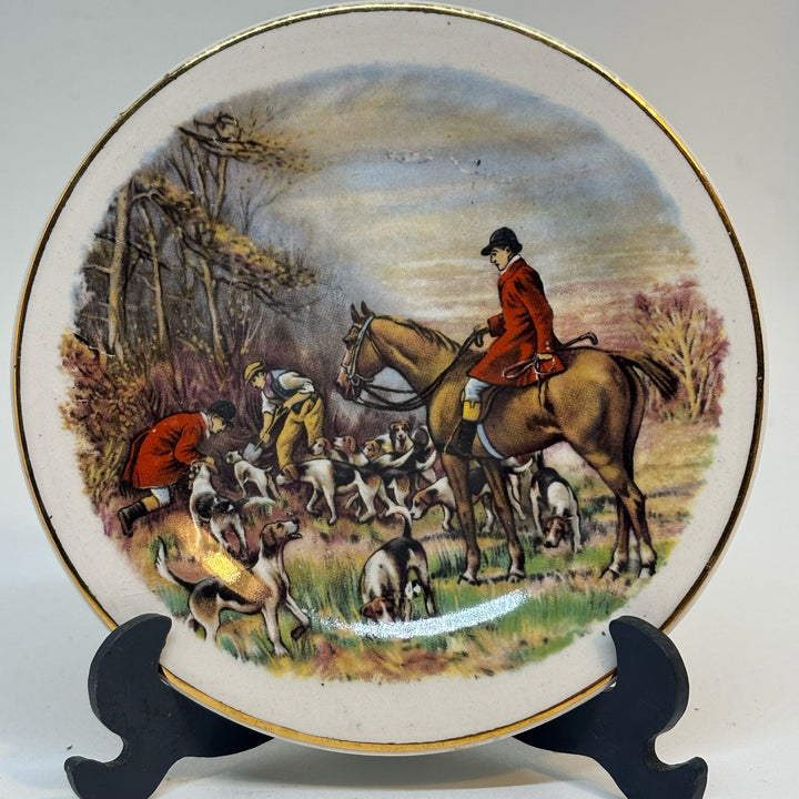 Staffordshire Tea Set Co. Vintage Hunting Miniature Display Plates