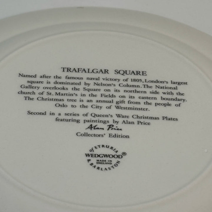 Vintage WEDGWOOD Trafalgar Square Christmas 1981 Plate Boxed