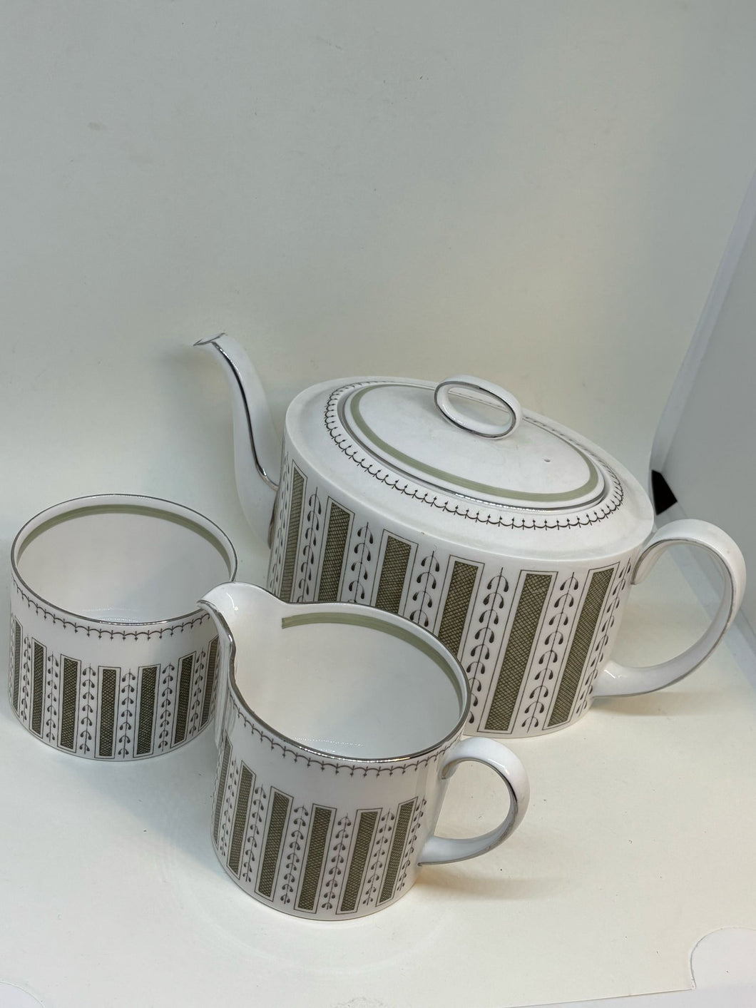 Wedgwood Susie Cooper Persia Design Tea Set