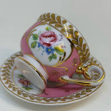 Load image into Gallery viewer, Regal Miniature Porcelain Play Tea Set