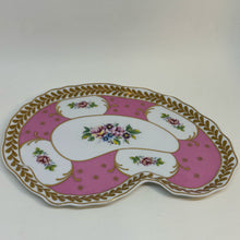 Load image into Gallery viewer, Regal Miniature Porcelain Play Tea Set
