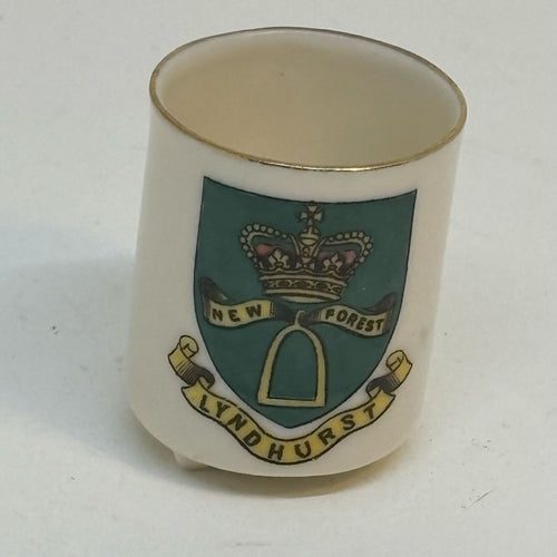 Vintage ARCADIAN CHINA Crested Ware Souvenir of LYNDHURST