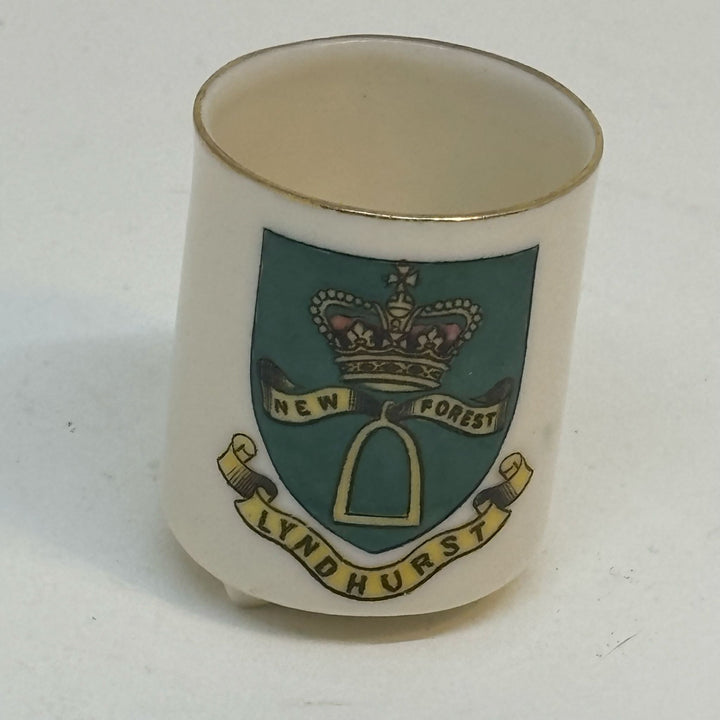 Vintage ARCADIAN CHINA Crested Ware Souvenir of LYNDHURST