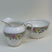 Load image into Gallery viewer, Vintage SALISBURY CHINA &#39;Stanhope&#39; Creamer &amp; Sugar Bowl