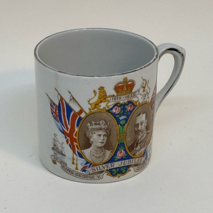 Vintage King George V and Queen Mary Silver Jubilee Mug 1935