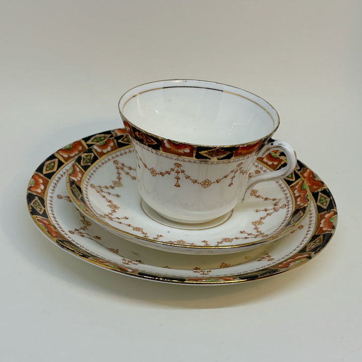 Vintage Gladstone China Imari Colours Tea Set Trio