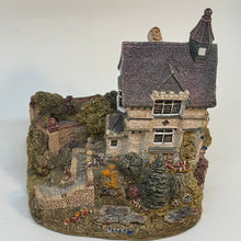 Load image into Gallery viewer, Lilliput Lane &quot;Secret Garden&quot; 1987 Handmade Miniature Unboxed