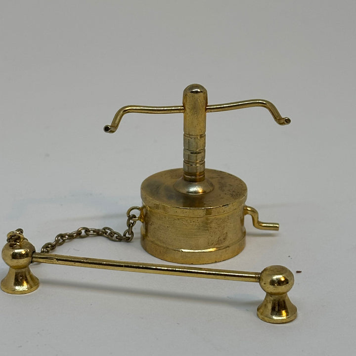Miniature Dolls House 1:12 Scale Old Style Telephone