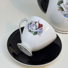 Load image into Gallery viewer, Vintage Queen Anne Teapot, 2 x Tea Cups and Saucers Set
