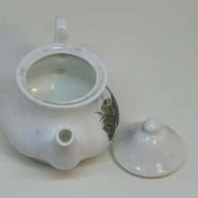 Load image into Gallery viewer, Vintage Miniature Badger Teapot