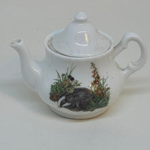 Load image into Gallery viewer, Vintage Miniature Badger Teapot