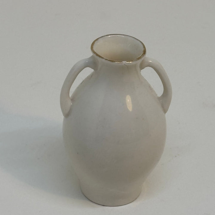 Vintage WH GOSS Crested Ware VASE Souvenir of FENNY STRATFORD