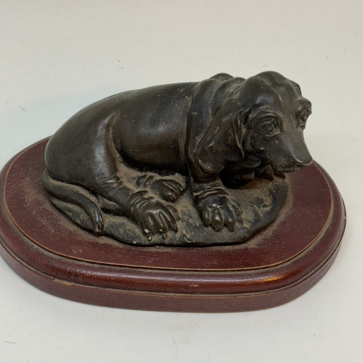 Vintage Anglebury Crafts Bassett Hound Paperweight