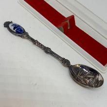 Load image into Gallery viewer, Vintage Collectible Windmill Spoon Souvenir of Holland JO90
