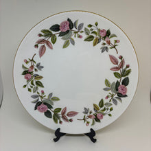 Load image into Gallery viewer, Vintage Wedgwood Hathaway Rose Dinner Plate