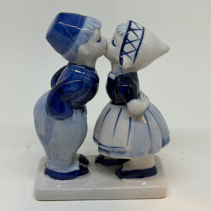 Vintage Delft Blue Porcelain Kissing Figurine Elesva Holland