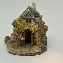 Load image into Gallery viewer, Vintage The Briary Miniature Figurine by Lilliput Lane