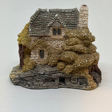 Load image into Gallery viewer, Vintage The Briary Miniature Figurine by Lilliput Lane