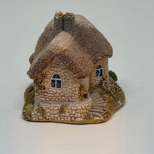 Load image into Gallery viewer, Vintage Chine Cot Cottage Miniature Figurine by Lilliput Lane