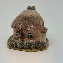 Load image into Gallery viewer, Vintage Chine Cot Cottage Miniature Figurine by Lilliput Lane
