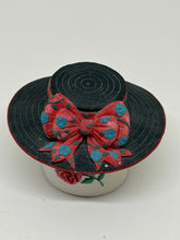 Load image into Gallery viewer, Vintage Jane Asher Willow Hall Floral Hat AH21 Sofia Trinket Box